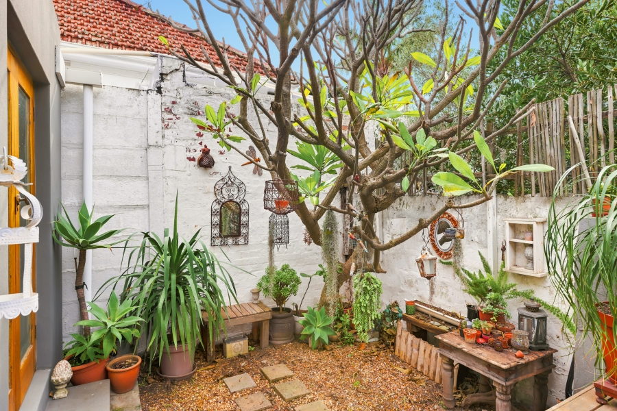 2 Bedroom Property for Sale in Tamboerskloof Western Cape